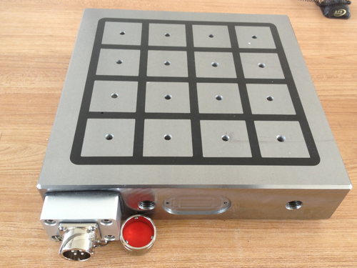 電永磁吸盤(pán) 電永磁吸盤(pán)