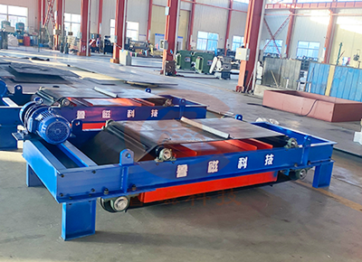 懸掛式自卸永磁除鐵器 懸掛式自卸永磁除鐵器