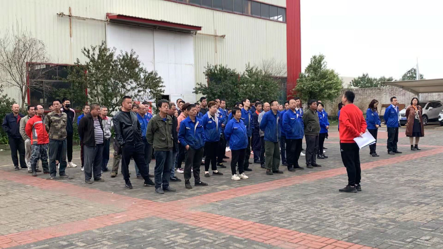 生產部王副總.jpg 生產部王副總.jpg