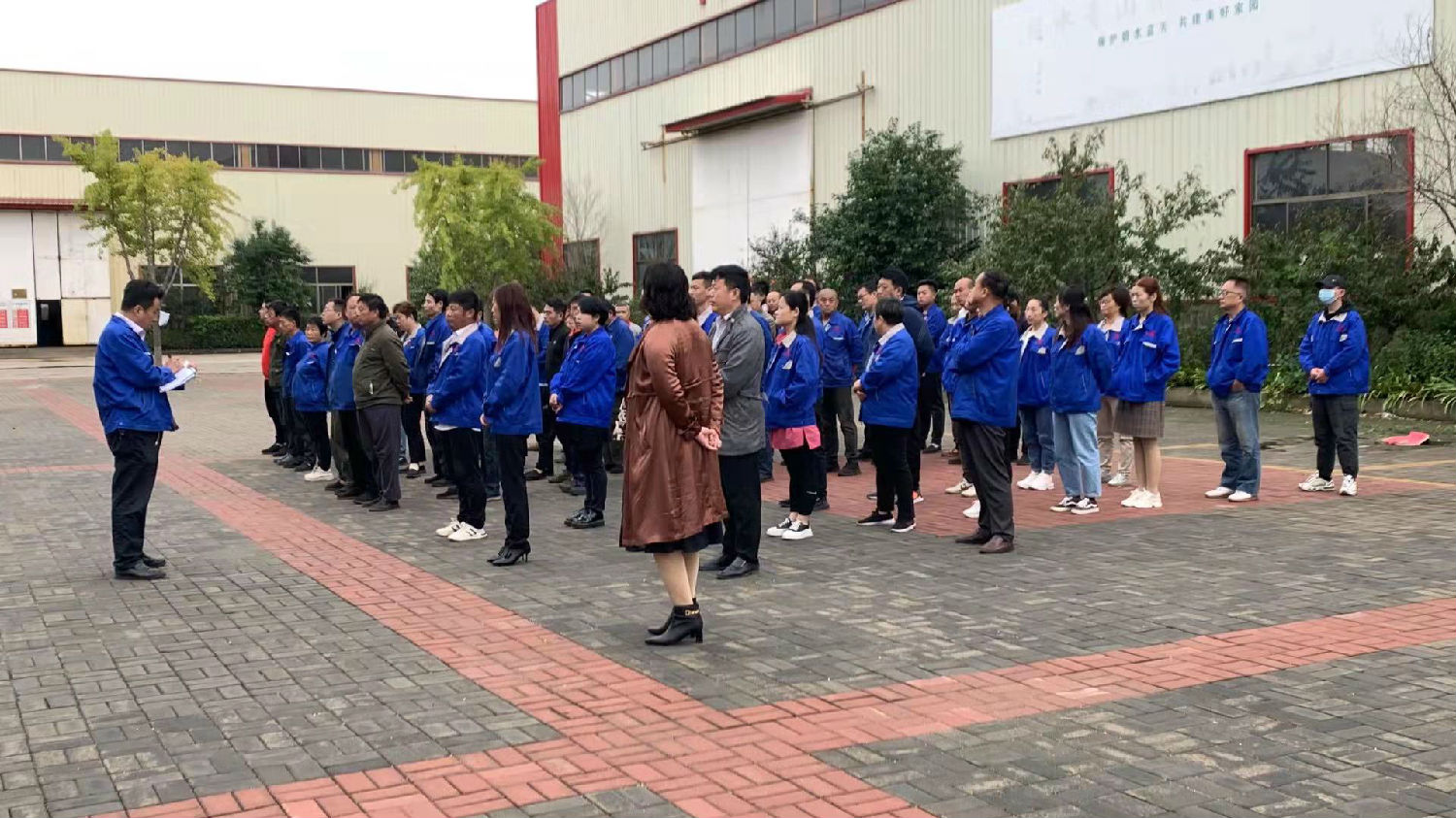 銷售部陳副總.jpg 銷售部陳副總.jpg