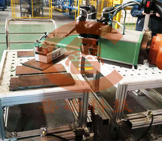 魯磁電永磁吊具智能電磁鐵吊具現(xiàn)狀需求持續(xù)高升