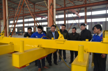 杭氧領(lǐng)導(dǎo)來魯磁科技實地考察公司生產(chǎn)情況