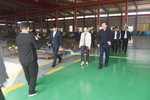 聊城市調(diào)研小組領(lǐng)導(dǎo)蒞臨魯磁科技指導(dǎo)工作