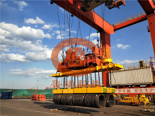 起重電磁鐵吊盤(pán)圓 多臺(tái)并用強(qiáng)勢(shì)出擊！