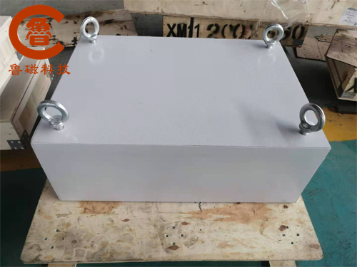 懸掛式永磁除鐵器體積小重量輕安裝方便