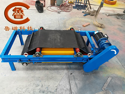 自卸式永磁除鐵器為什么成為受歡迎的機(jī)型？