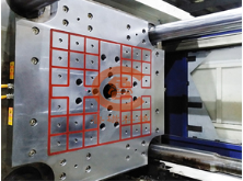 650噸注塑機(jī)快速換模
